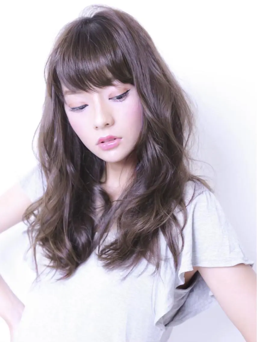 セミロング repose日本橋 室町のヘアスタイル