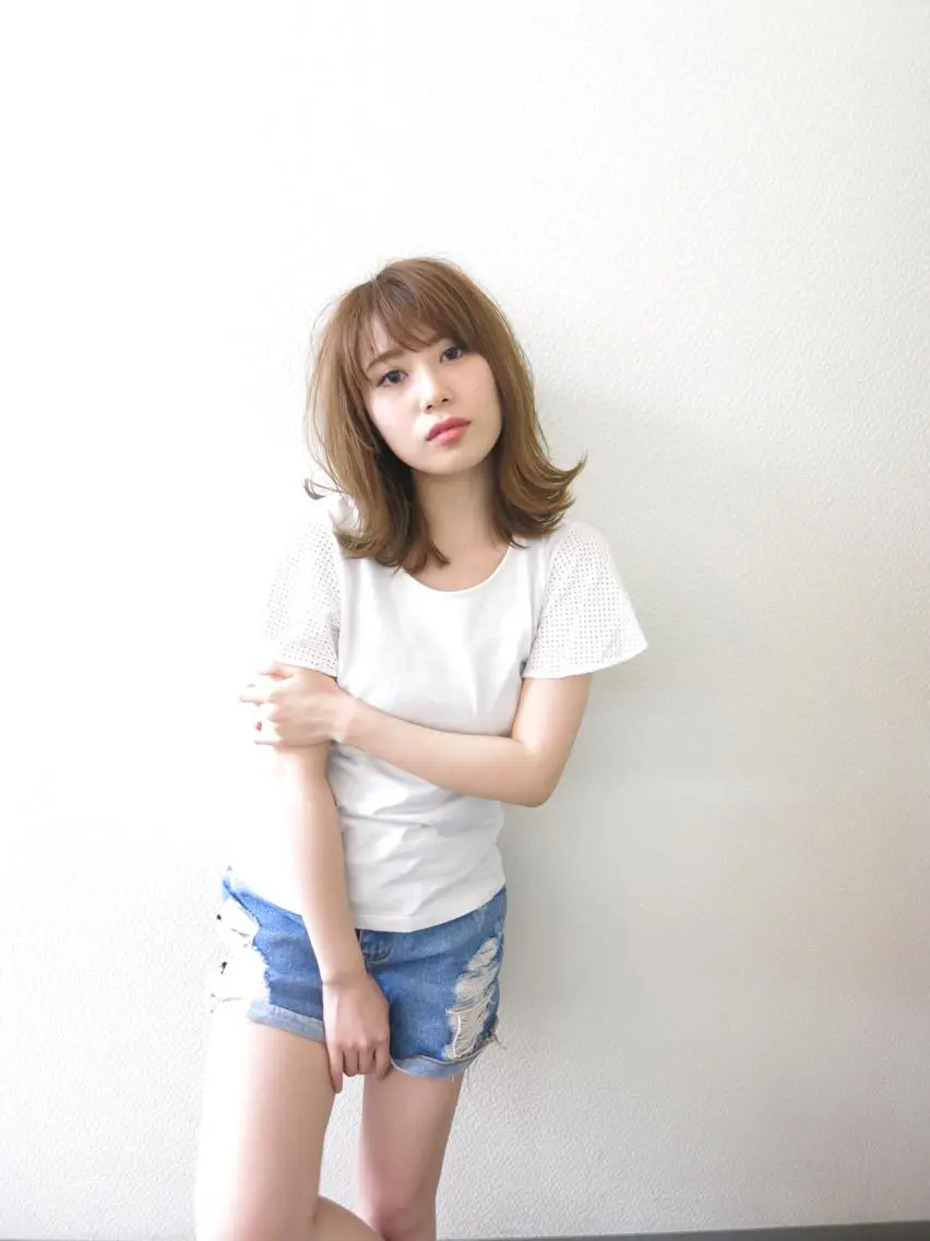 ミディアム カラー 外ハネヘア 芝 幸大のヘアスタイル