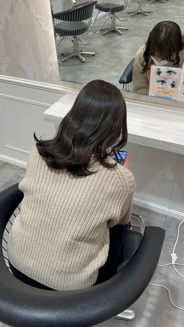 ロング 梅田 カットモデル募集のヘアスタイル