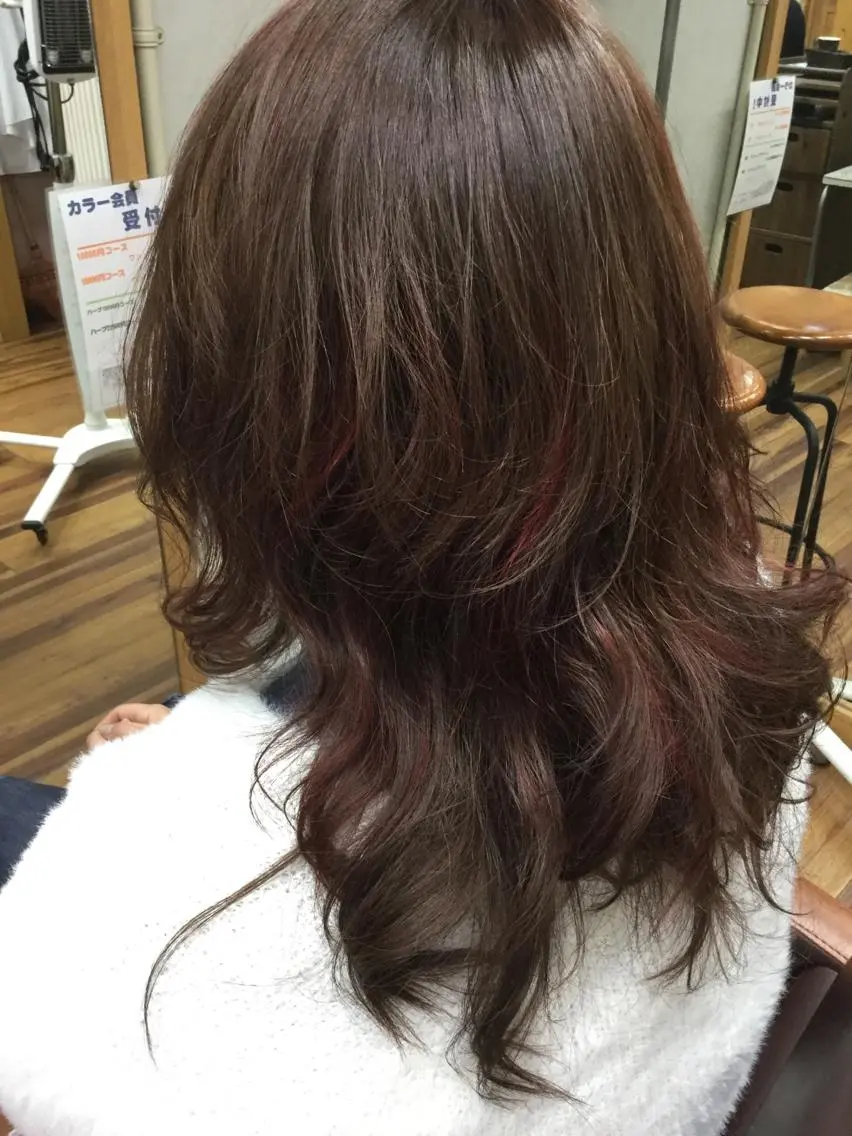 ロング カラー パーマ イルミナカラー ピンクカラー 後藤 健史のヘアスタイル