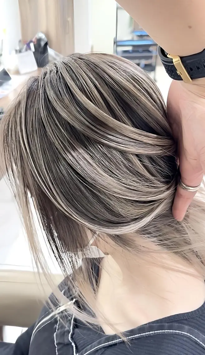 ロング カラー バレイヤージュ 髪質改善 レイヤーカット カット ヘアカラー トリートメント 山崎俊輔/髪質改善 /バレイヤージュのヘアスタイル