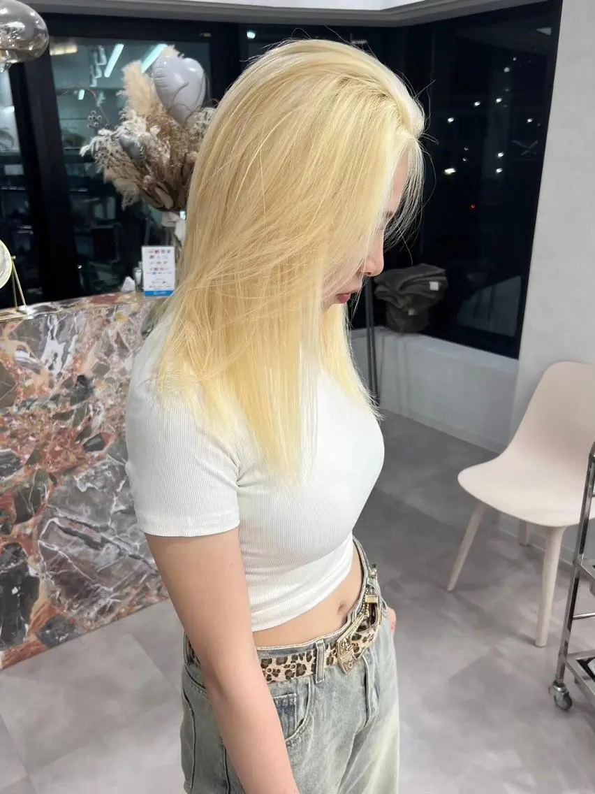 ロング カラー ブロンド 透明感カラー ロング 🌼ベージュ/暖色 🌼すずのヘアスタイル