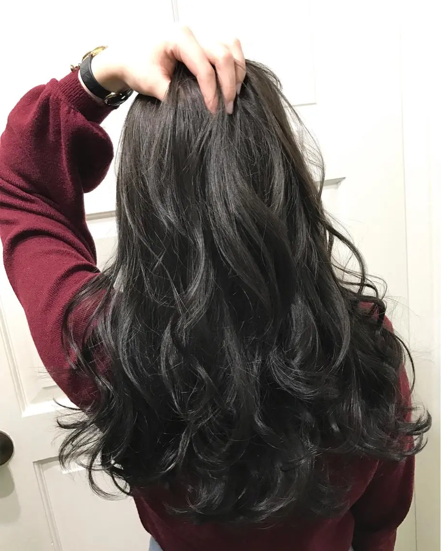 ロング カラー アッシュ アッシュグレー 若杉 諒のヘアスタイル
