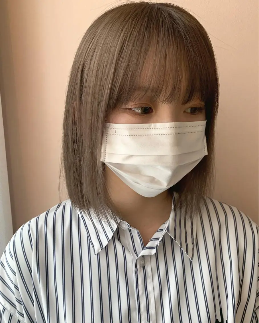 ショート カラー ベージュカラー ブリーチ カット ヘアカラー トリートメント hubhair レイヤー/透明感のヘアスタイル