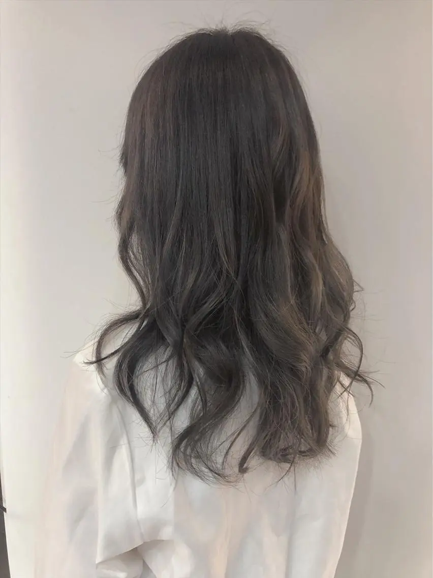 ロング 美髪矯正・ブリーチ 矯正🫧秋元ゆたかのヘアスタイル