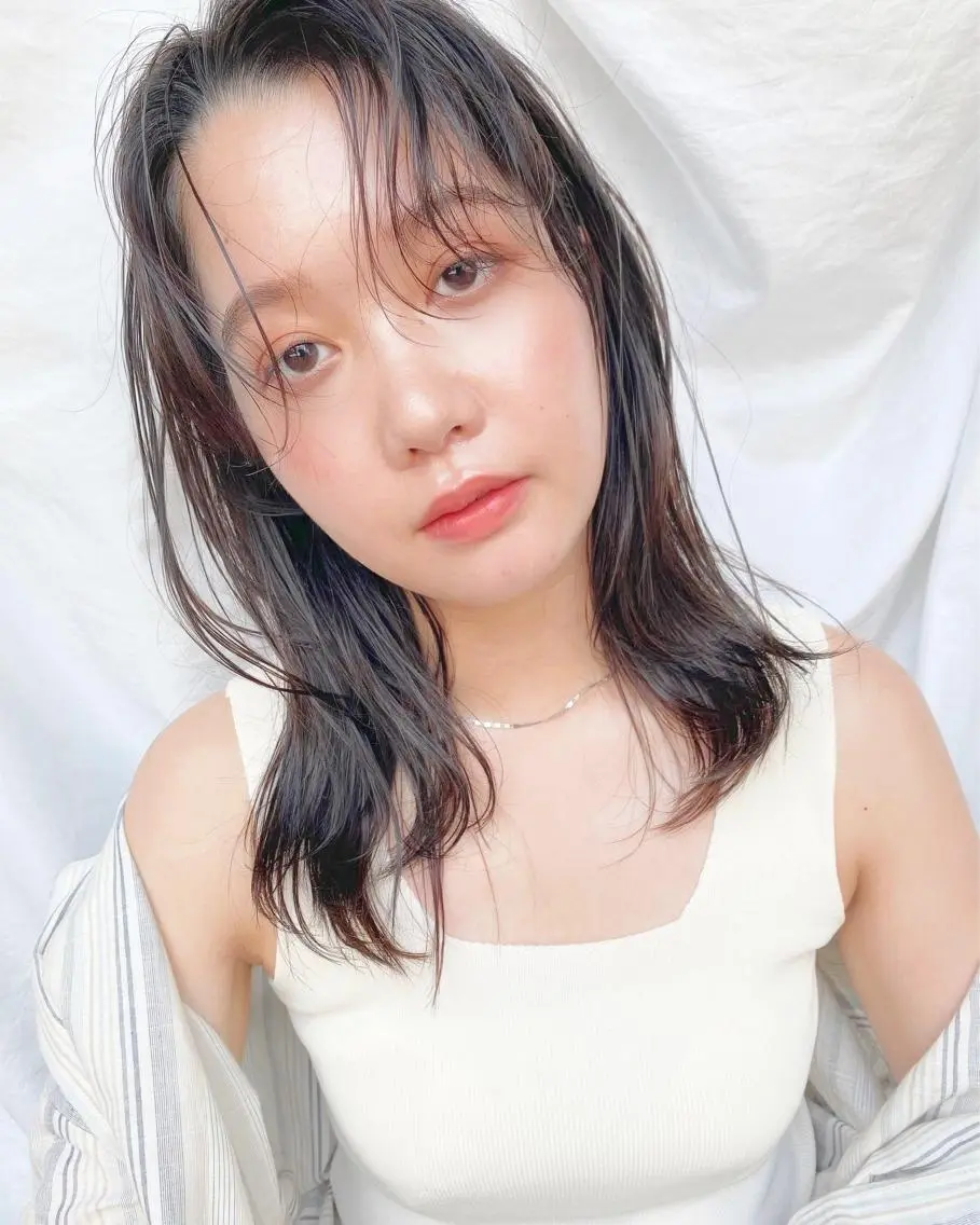 ミディアム クロスパーマ× 透明感カラー✂︎のヘアスタイル