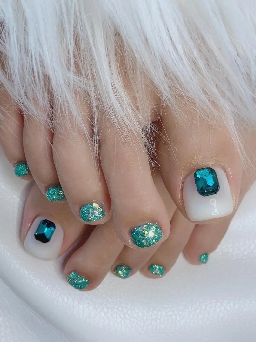 ネイル ･:*+.✳︎˚✧₊ MAKI NAILのネイルデザイン
