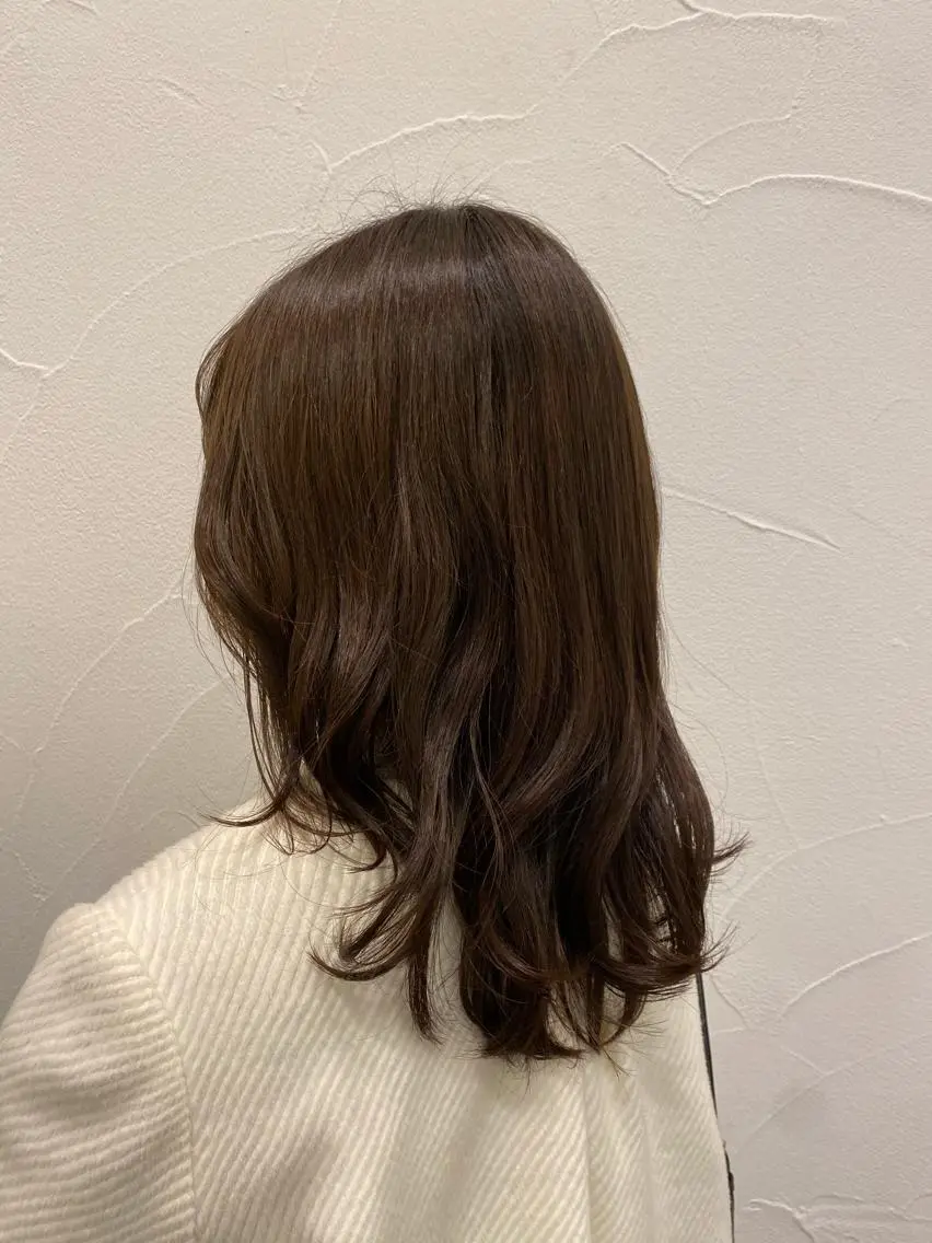 セミロング カラー ベージュカラー オリーブベージュ Ash中目黒店 榊間茜のヘアスタイル