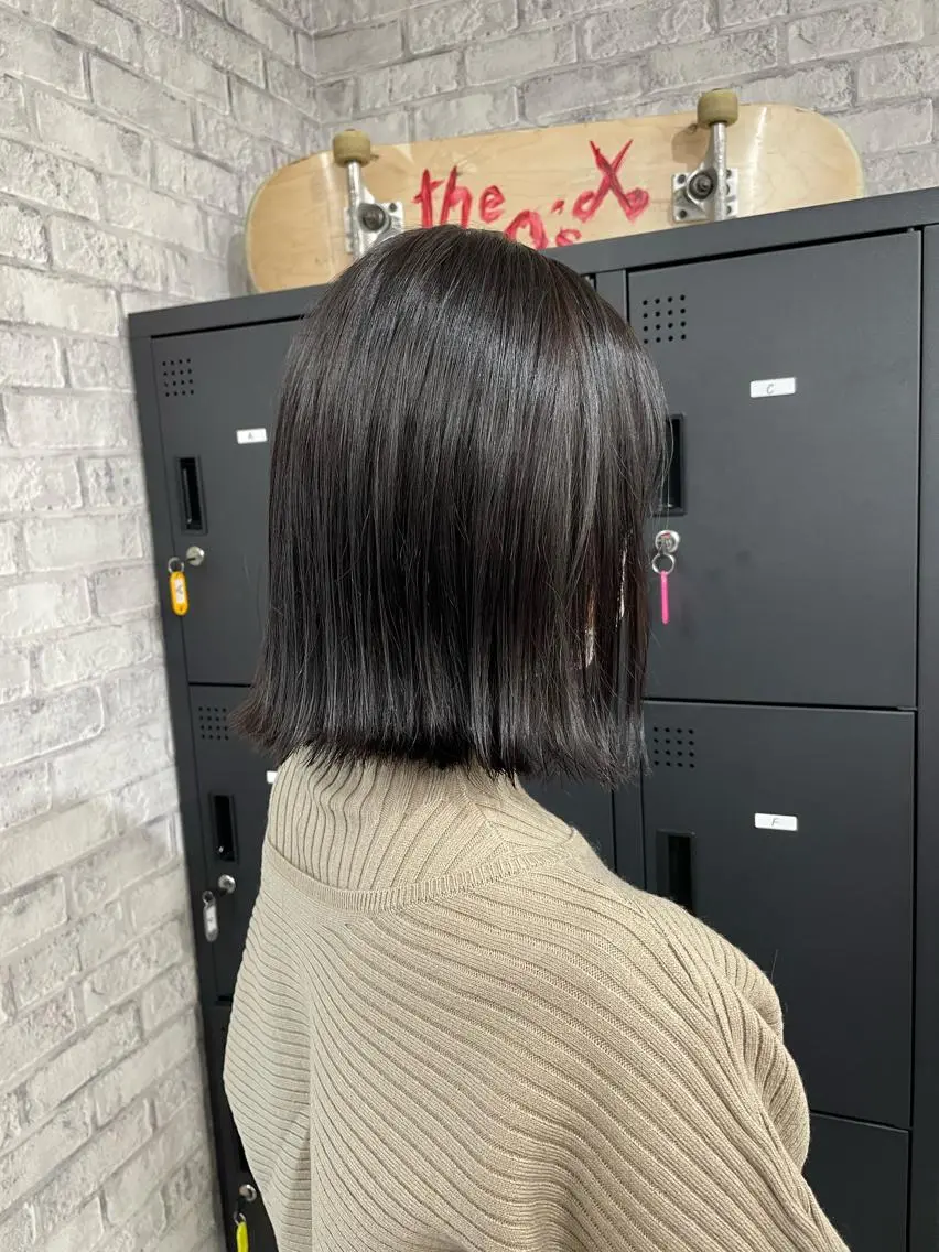 セミロング カラー パーマ ヘアアレンジ メンズ キッズ ネイル マツエク・マツパ アイブロウ メンズバレイヤージュ メンズブリーチ メンズハイライト メンズハイトーン メンズインナーカラー カット ヘアカラー トリートメント 歩くパワースポット 🦋KAHOのヘアスタイル