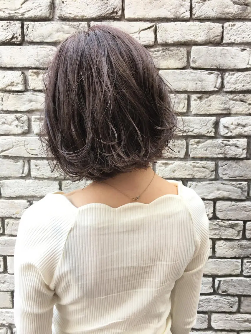 ミディアム カラー ラベンダーカラー ラベンダーグレー レイヤーカット BLend 渋谷のヘアスタイル