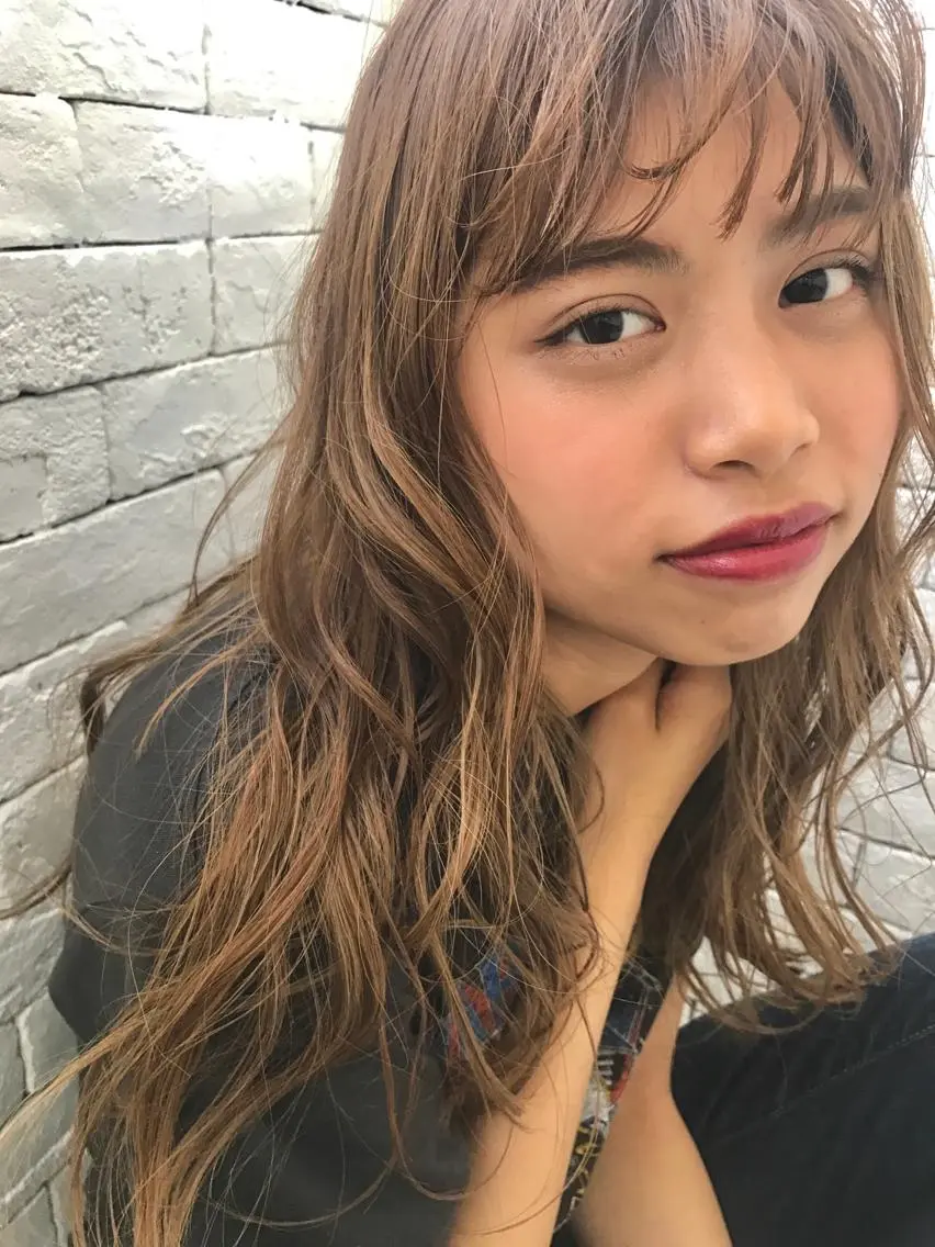 ロング カラー にった みずきのヘアスタイル