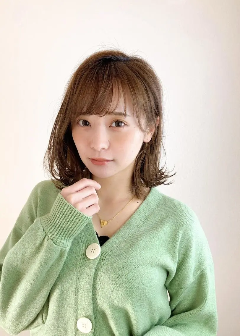 ミディアム ミディアムレイヤー ミディアムパーマ ボブ くびれヘア 顔まわりレイヤー 髪質改善✨艶髪✨ レイヤーカット 田畑のヘアスタイル