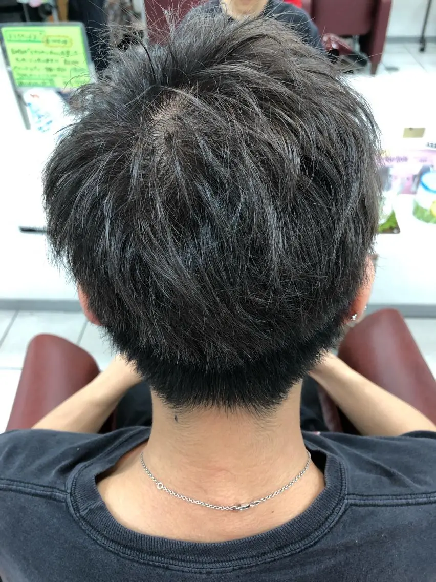 ショート カラー 海外デザイン好きな方 滝沢錬平のヘアスタイル