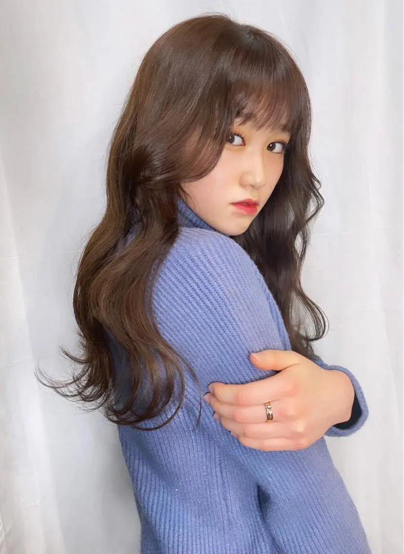 ロング カラー ヘアアレンジ 髙塚碧🇰🇷 韓国ヘア🎗️のヘアスタイル