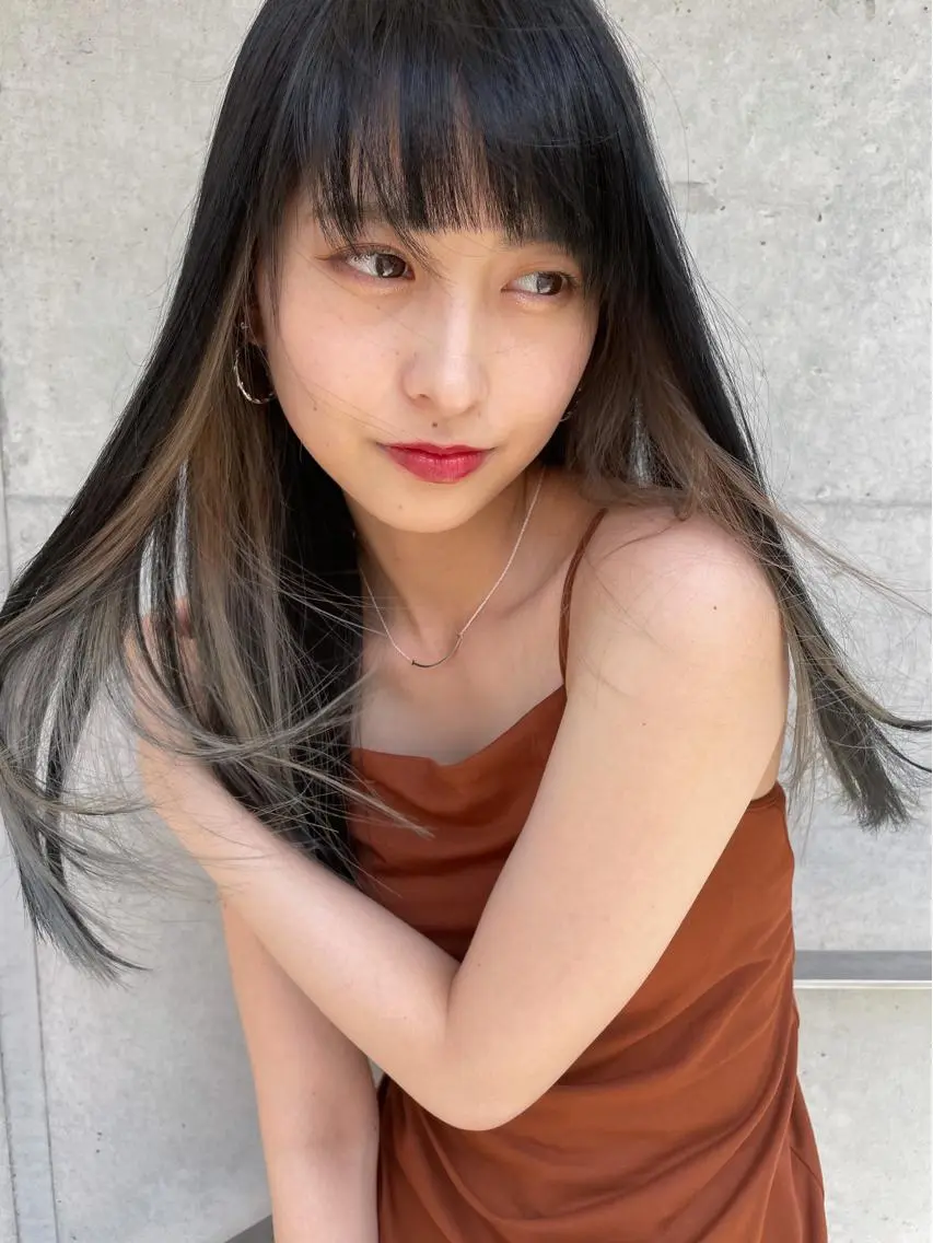 ロング ヘアカラー nessヤマサキ リュウタのヘアスタイル