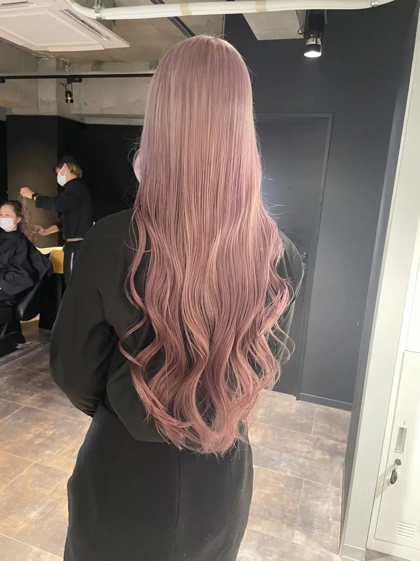 ロング カラー ピンクカラー ヘアカラー トリートメント ✨MiL✨ ✨心斎橋✨のヘアスタイル