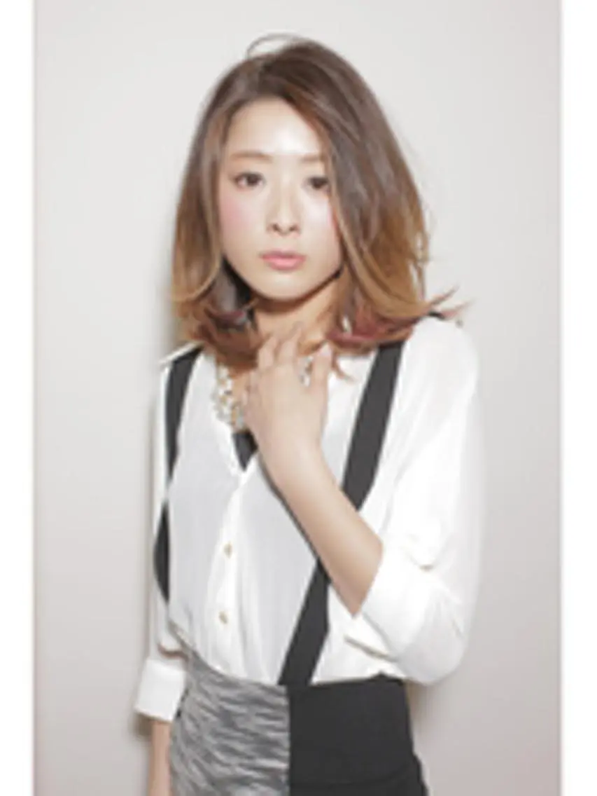 マツエク・マツパ 二度見される艶髪職人 /美髪矯正のプロ木崎のヘアスタイル