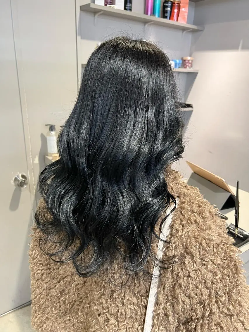 ロング カラー パーマ ヘアアレンジ メンズ キッズ ネイル マツエク・マツパ アイブロウ 上品＆韓国風 🥀海心🥀のヘアスタイル