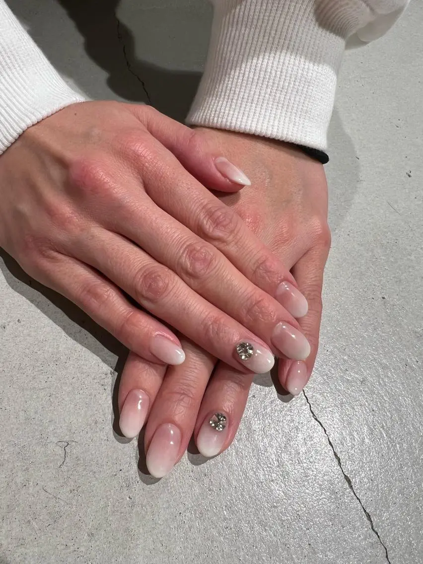 ネイル zir  nail 🕊️💗RIOのネイルデザイン