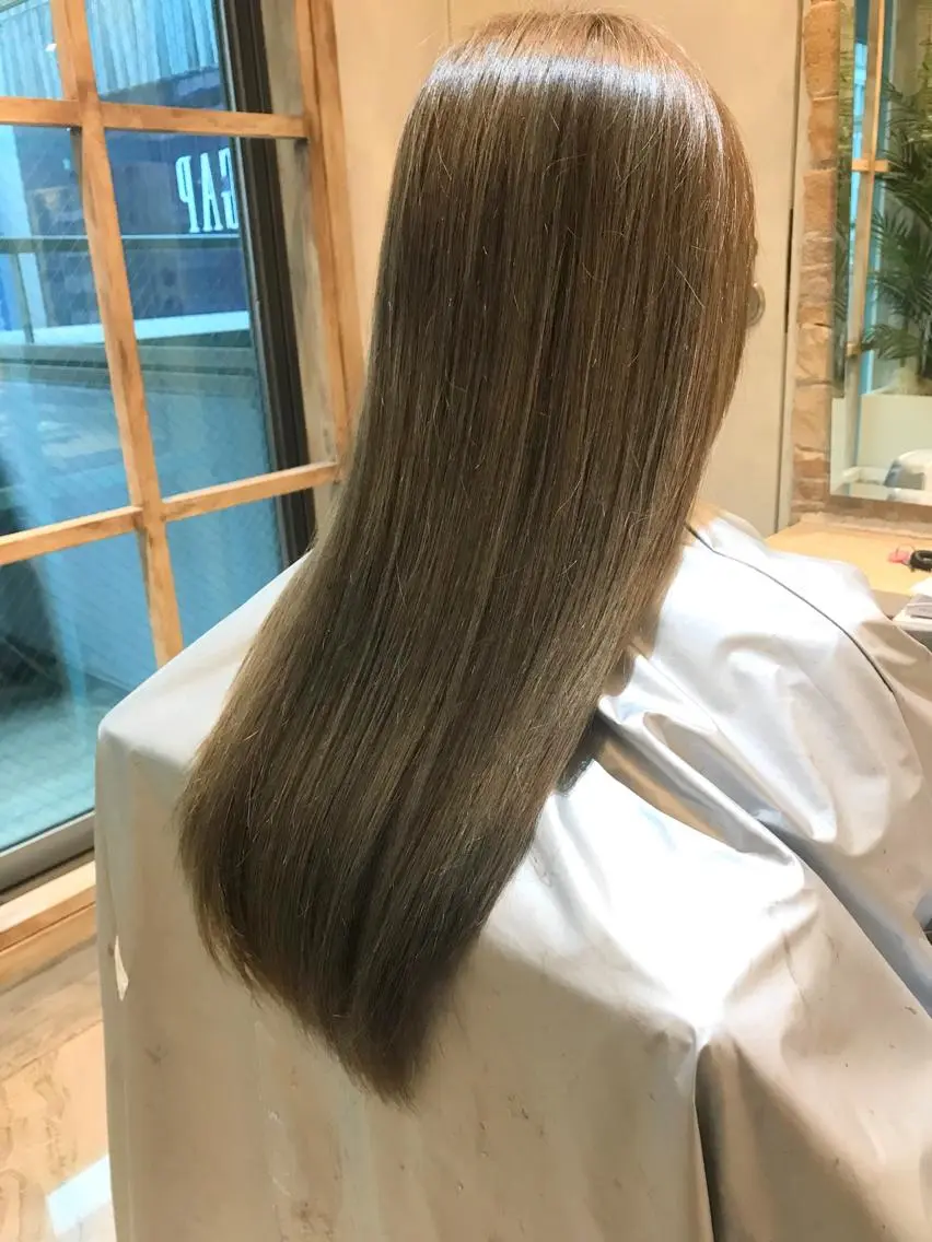 ロング カラー 透明感カラー イルミナカラー トリートメント 髪質改善・艶髪特化 木村侑平のヘアスタイル