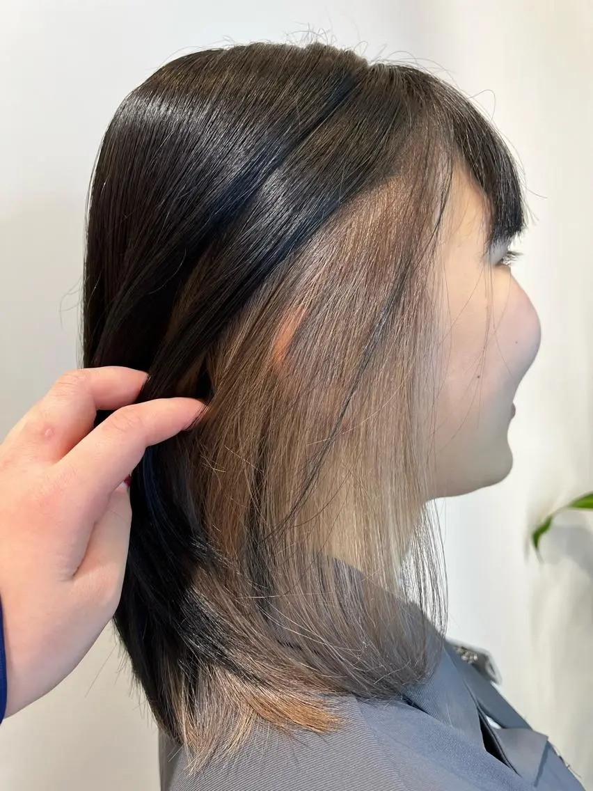 ミディアム カラー ベージュカラー 黒髪 ブルーカラー ブルーブラック インナーカラー statice/島垣 （シマガキ）のマツエク・マツパデザイン