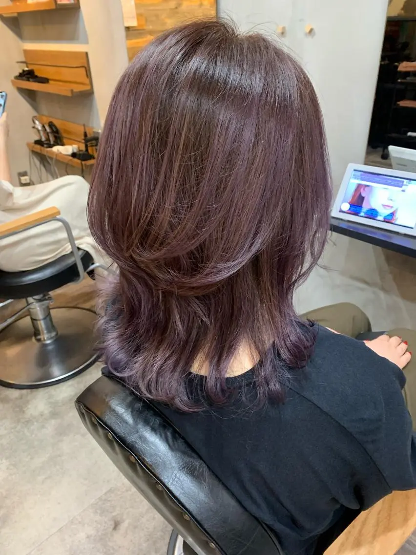 セミロング カット ヘアカラー トリートメント 山本 みきのヘアスタイル