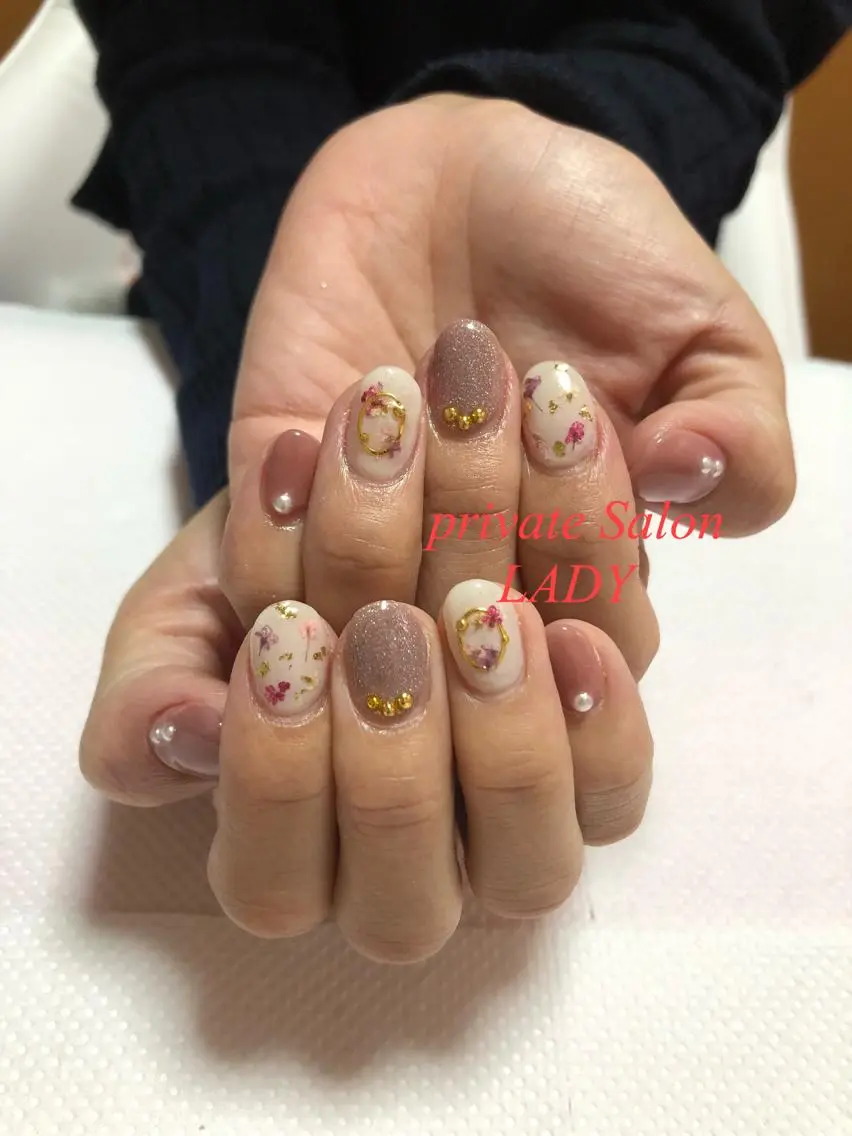 ネイル ハンドネイル 桜田 麻菜のネイルデザイン