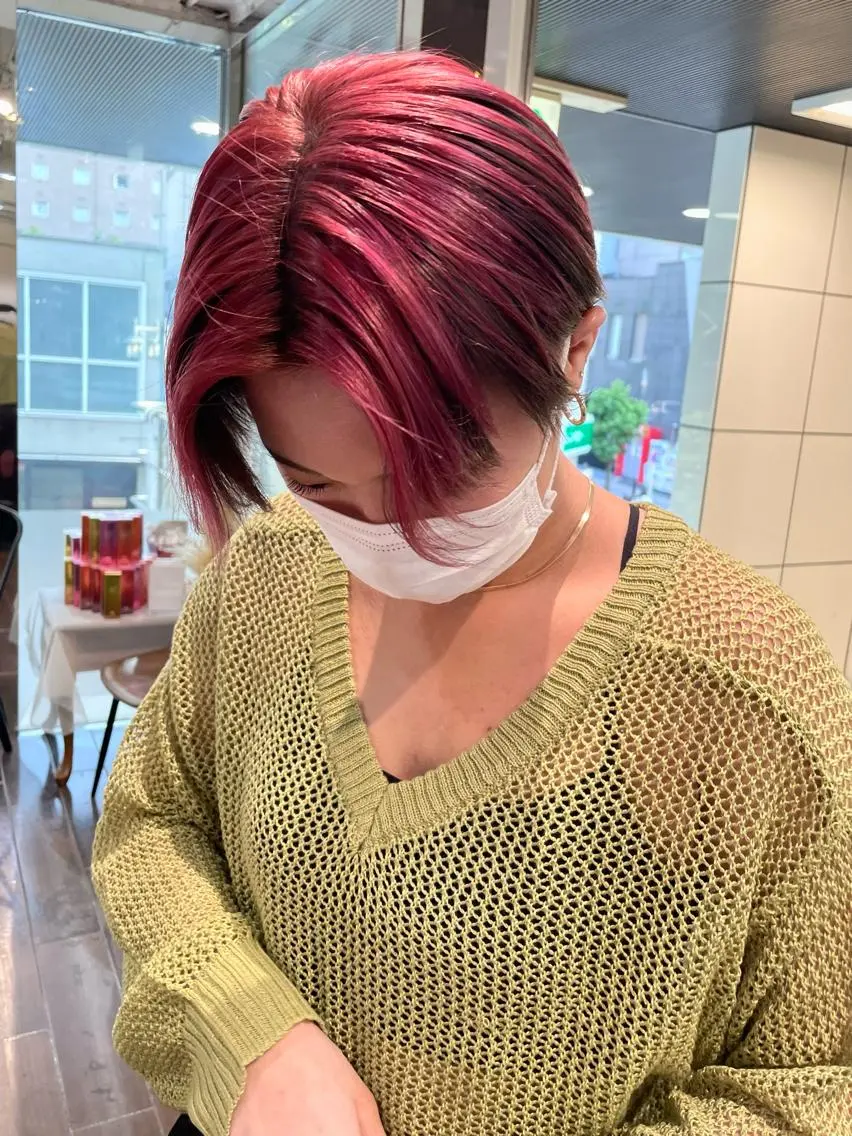 ショート 髪質改善 ショートヘア トリートメント aya/小顔レイヤー /柔らかカラーのヘアスタイル