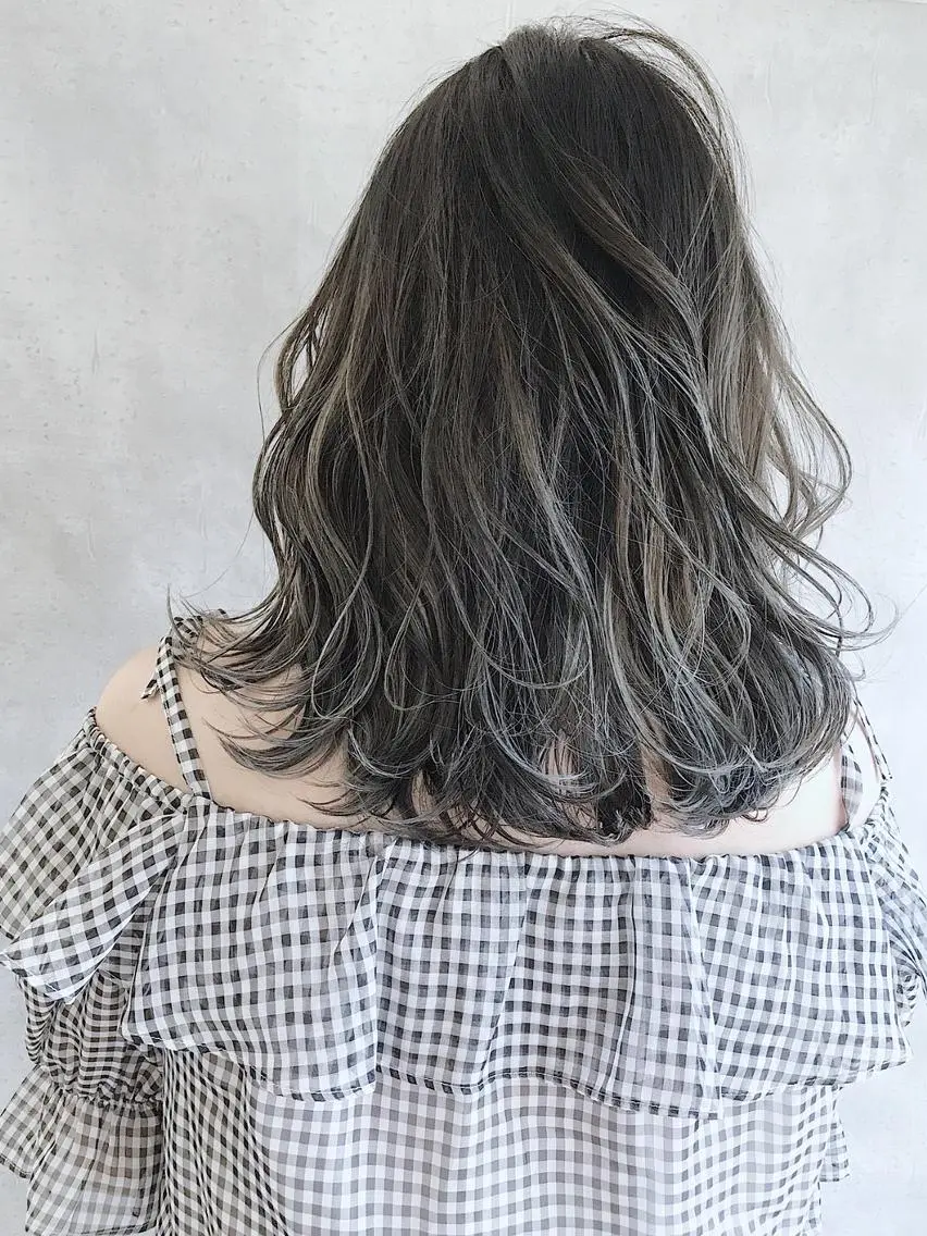カラー ミディアム アディクシーカラー ブリーチ ケアブリーチ ダブルカラー ハイライトカラー MOU namba ムウナンバのヘアスタイル