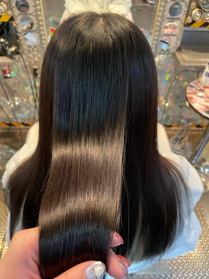 ロング トリートメント ♮やっしー♮ 🌈派手髪🌈のヘアスタイル