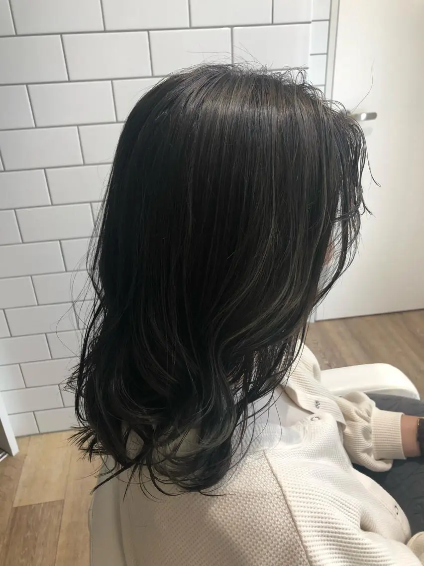 ミディアム カラー アクアカラー 透明感カラー グレージュ ハイライトカラー ハイライト ✨🌿大人可愛い愛さ れhair🌿✨松本のヘアスタイル