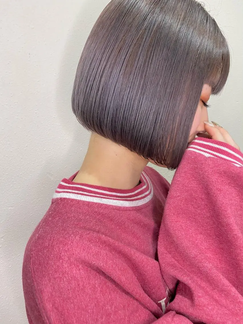 ショート カラー ブリーチ グレージュ ラベンダーカラー ラベンダーグレージュ ラベンダーグレー ブリーチ/ハイトーン レイヤー/Maanaのヘアスタイル