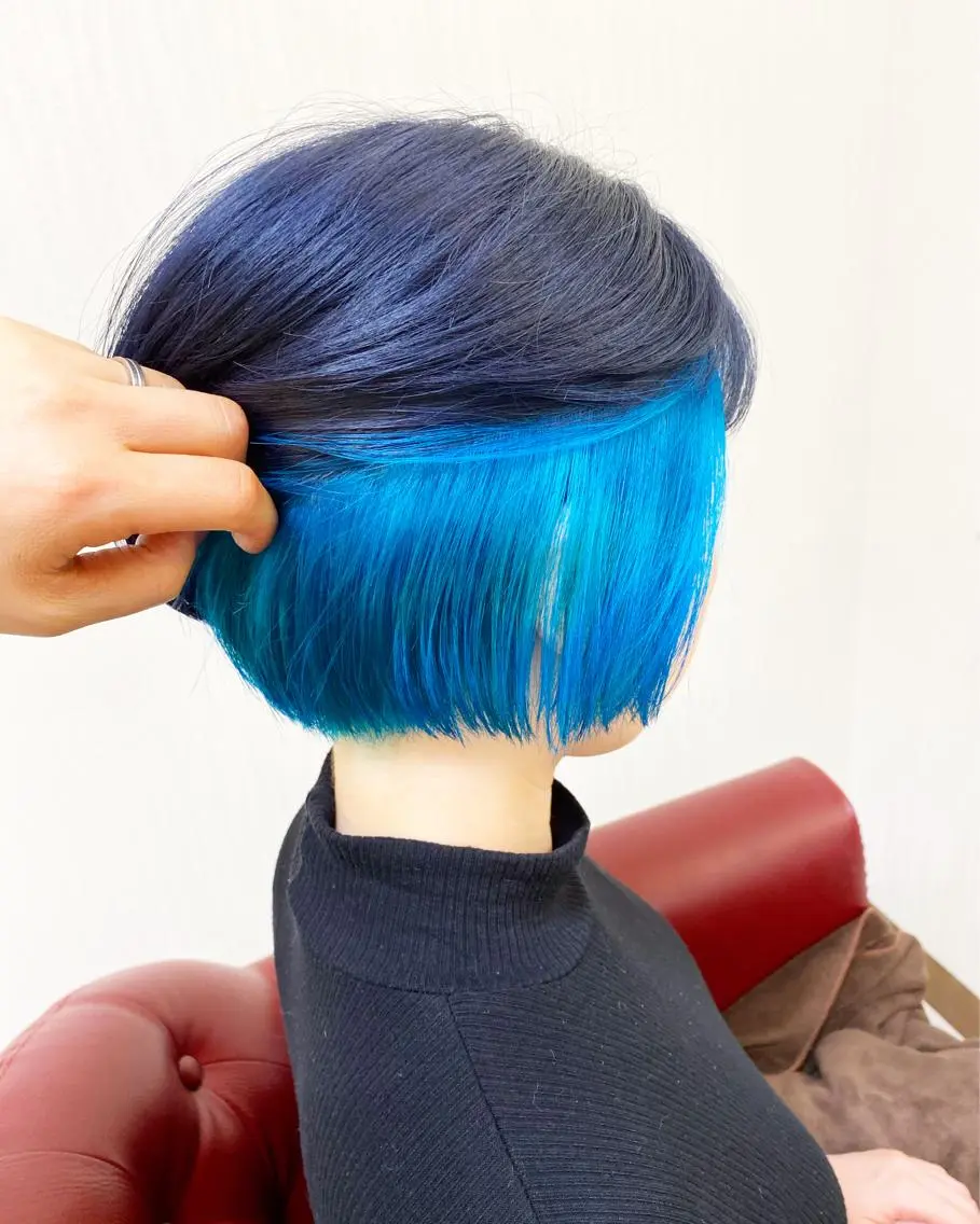 ショート カラー ブルーカラー インナーカラー YURI ✨のヘアスタイル