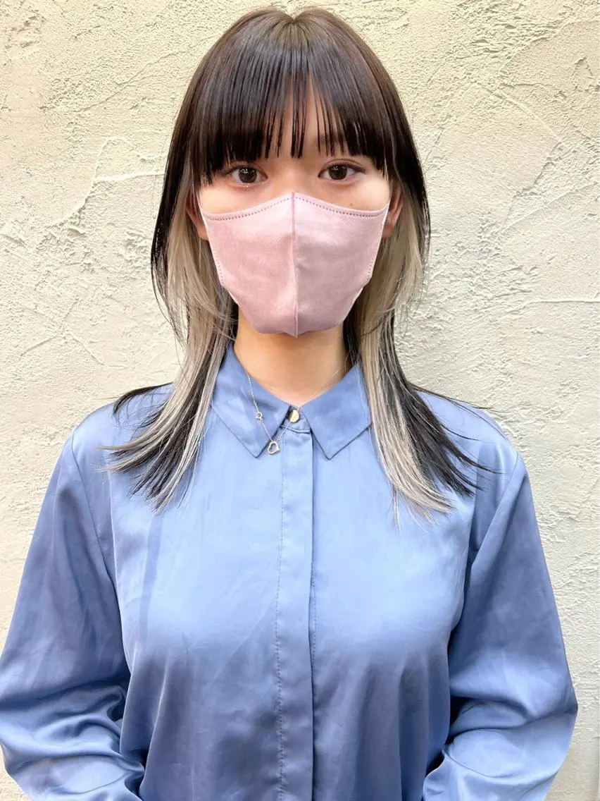 セミロング ウルフカット 退色まで透明感ある ダブルカラー/リクのヘアスタイル