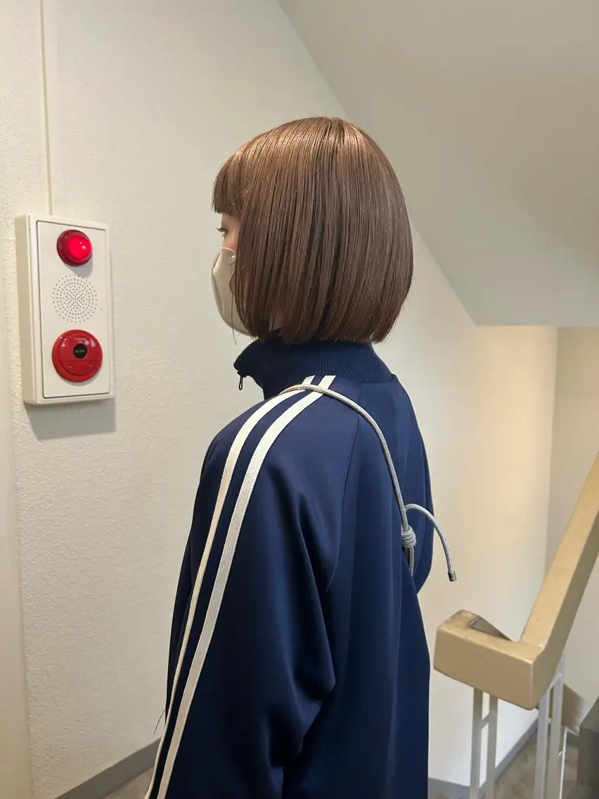 ミディアム カラー 薄暮 マツイ　レンのヘアスタイル