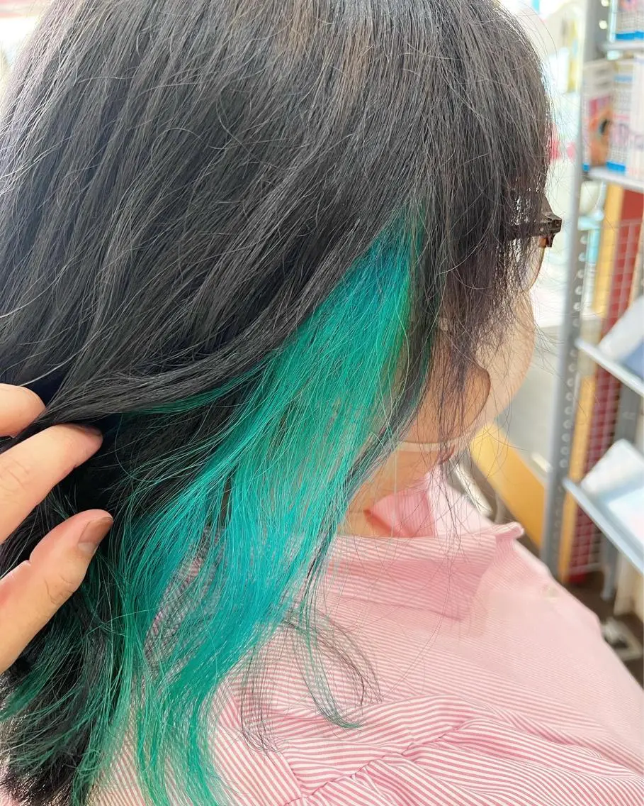 カラー ブルーカラー ブルーグレー イヤリングカラー オレンジ ヘアカラー まさき✂︎ /ブリーチカラーのヘアスタイル