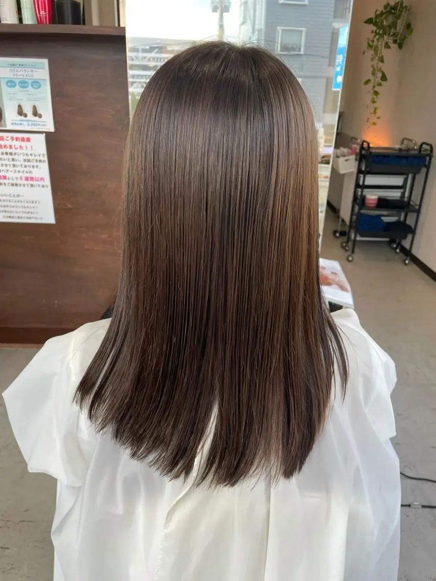 ロング カラー 伊丹Pilina 山田のヘアスタイル