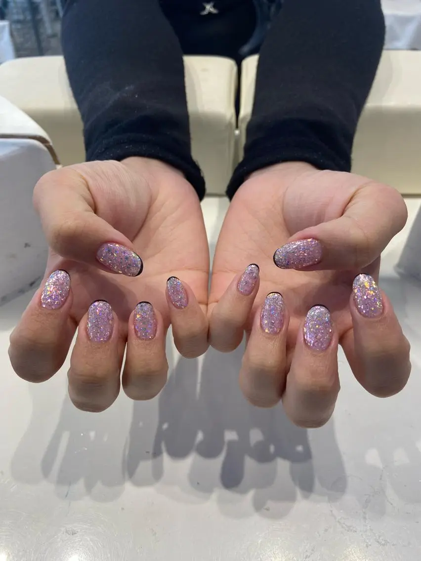 ネイル フレンチネイル キラキラネイル ラメ(グリッター) SHELLTOKYO idaのネイルデザイン
