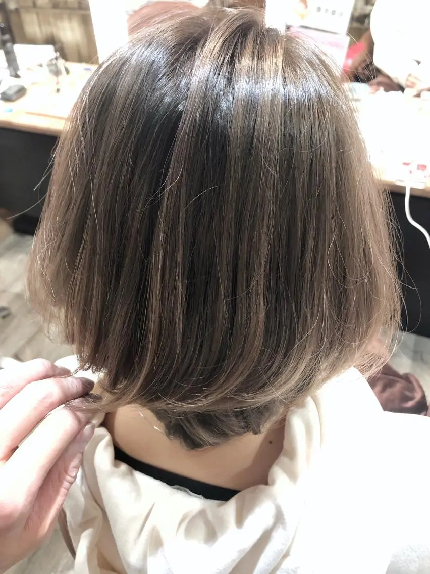 ショート カラー メンズヘア特化 崎田 成人のヘアスタイル