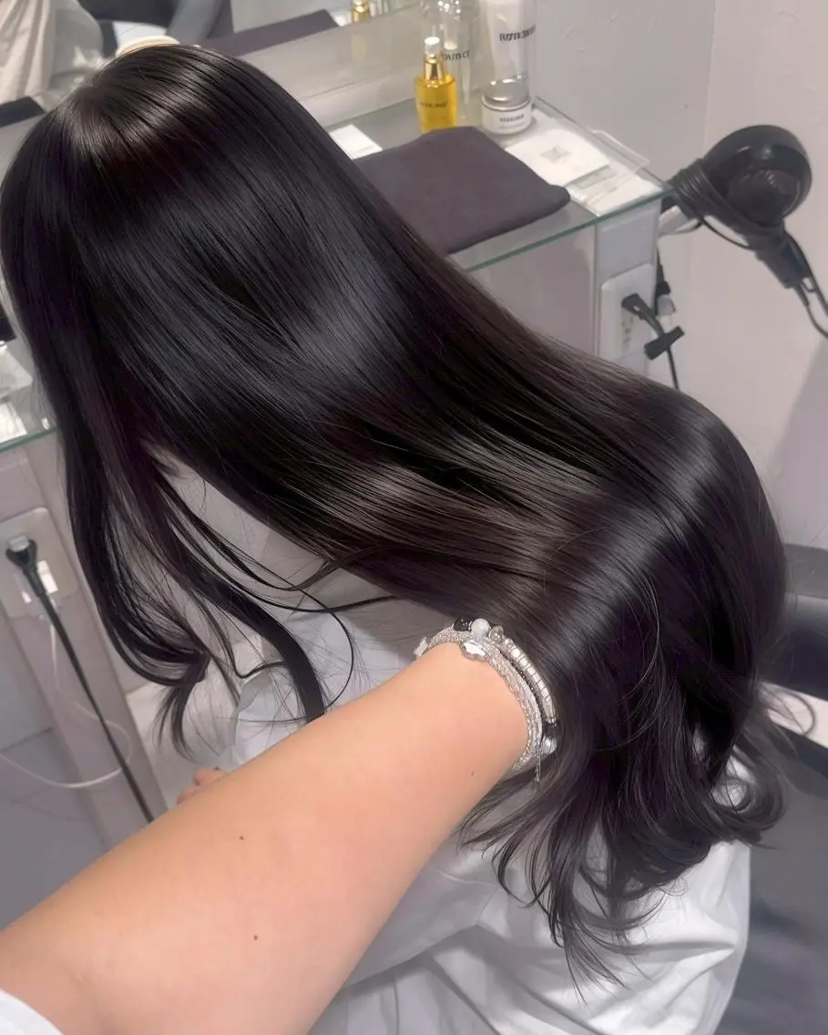 カラー 透明感グレージュ🩶 韓国ヘア🇰🇷横浜のヘアスタイル