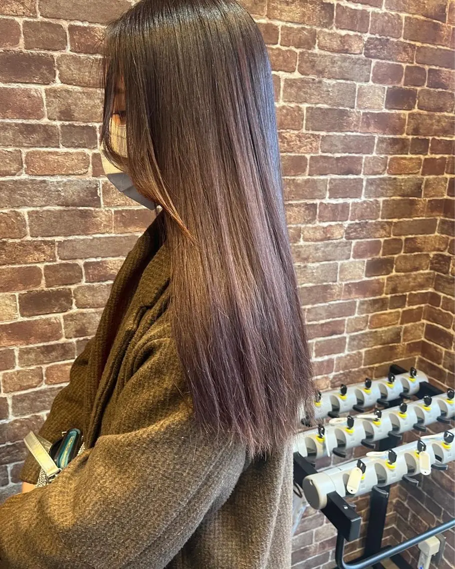 ロング カラー パーマ ヘアアレンジ メンズ キッズ ネイル マツエク・マツパ アイブロウ メンズブリーチ メンズハイライト メンズインナーカラー メンズ韓国風 ブリーチ 久木原 ゆりのヘアスタイル