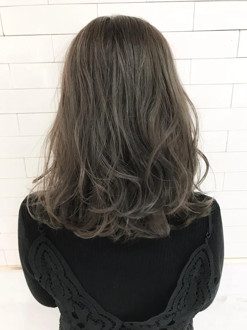 ミディアム カラー グレージュ 外国人風カラー 🧡ショートの達人 🧡SHOのヘアスタイル