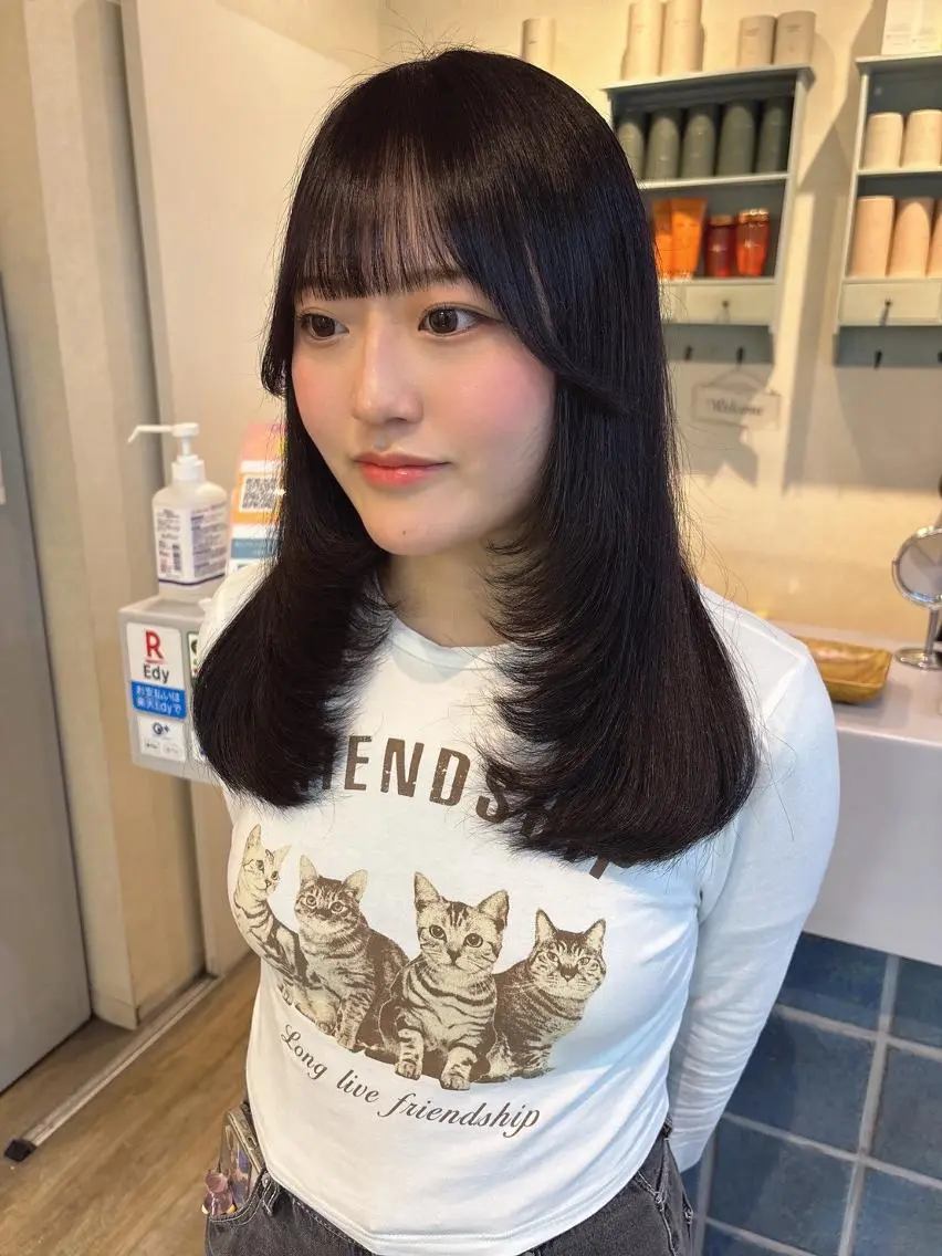ミディアム カラー ヘアアレンジ 切りっぱなしボブ 丸みショート ベージュカラー ショコラベージュ 透明感カラー N° aria 三軒茶屋のその他イメージ