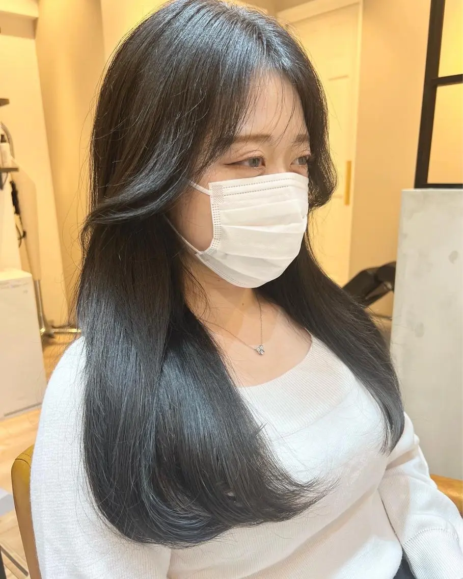 ロング 小山 ヨシタカのヘアスタイル