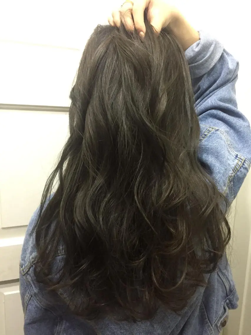 セミロング ロング カラー ブルーカラー ブルージュ ハイライトカラー ハイライト 若杉 諒のヘアスタイル