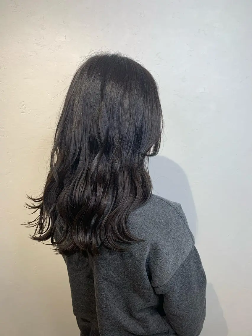 ロング カラー グレージュ _WHITE 天神店 YUMEKA🐻のヘアスタイル