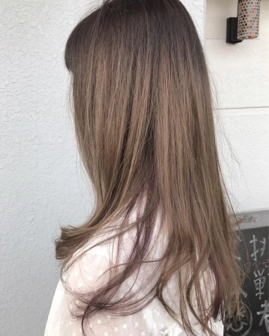 セミロング カラー レイヤーカット匠 イソザキノリユキのヘアスタイル