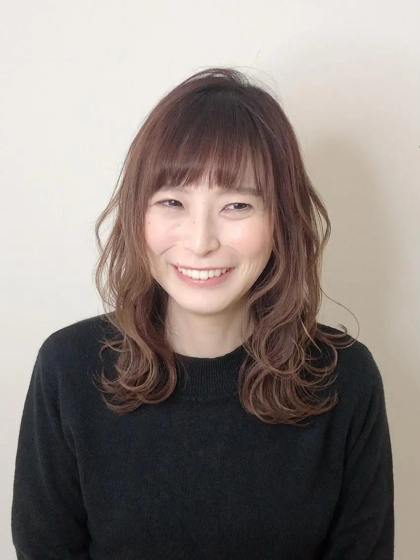 セミロング カラー ベージュカラー 透明感カラー イルミナカラー ミルクティーベージュ 門田 恭弥のヘアスタイル