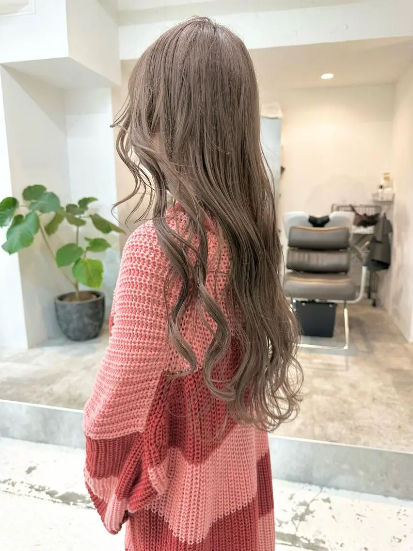ロング カラー ヘアカラー トリートメント ヘッドスパ ヘアセット kai .のヘアスタイル