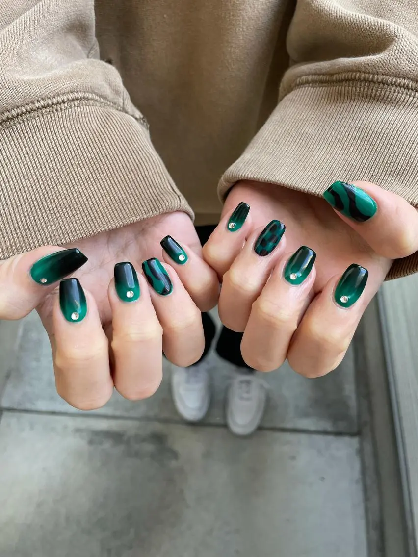 ネイル ハンドネイル Radia bykaonailsのネイルデザイン